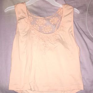 peach tank top